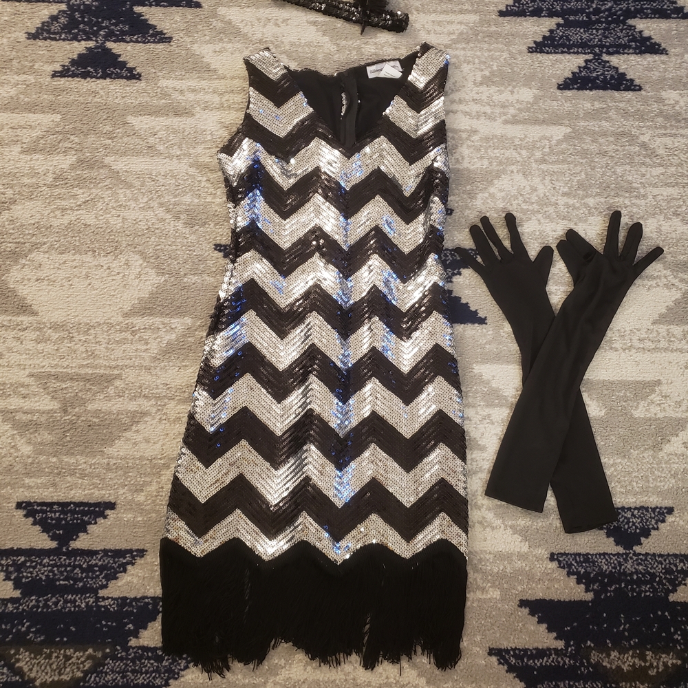 Black and Silver Sequin Flapper Costume Size Small